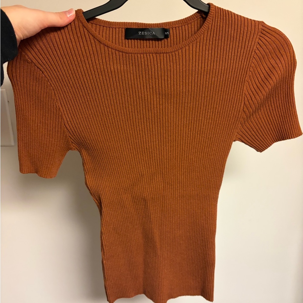 Women's Ribbed Top
